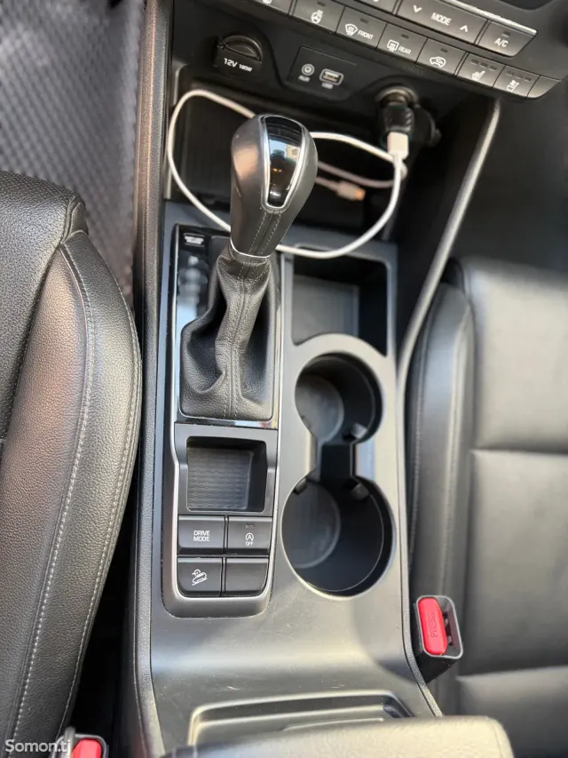 Hyundai Tucson 2016 · 2.0 AT