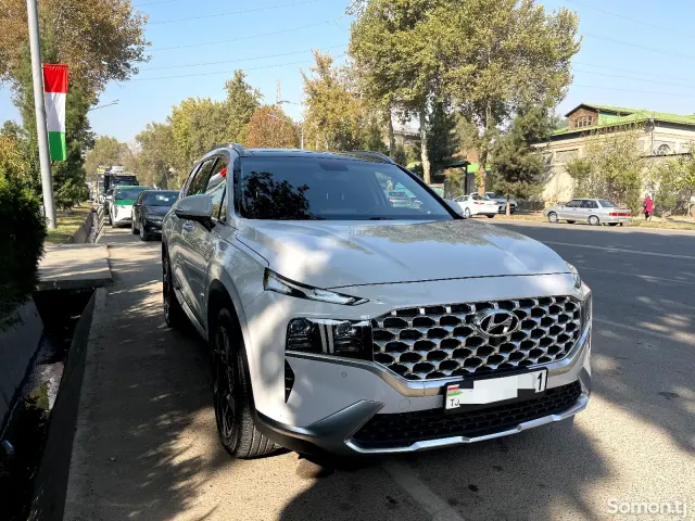 Hyundai Santa Fe 2021 · 3.5 AT