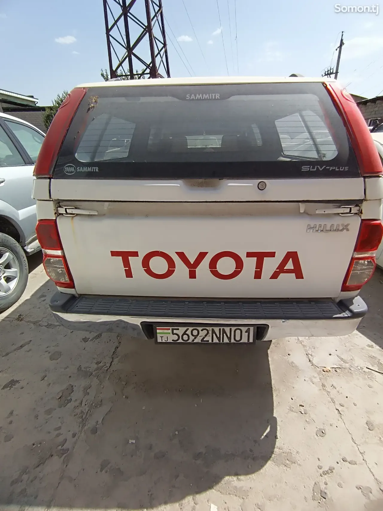 Toyota Hilux 2014 · 2.7 MT
