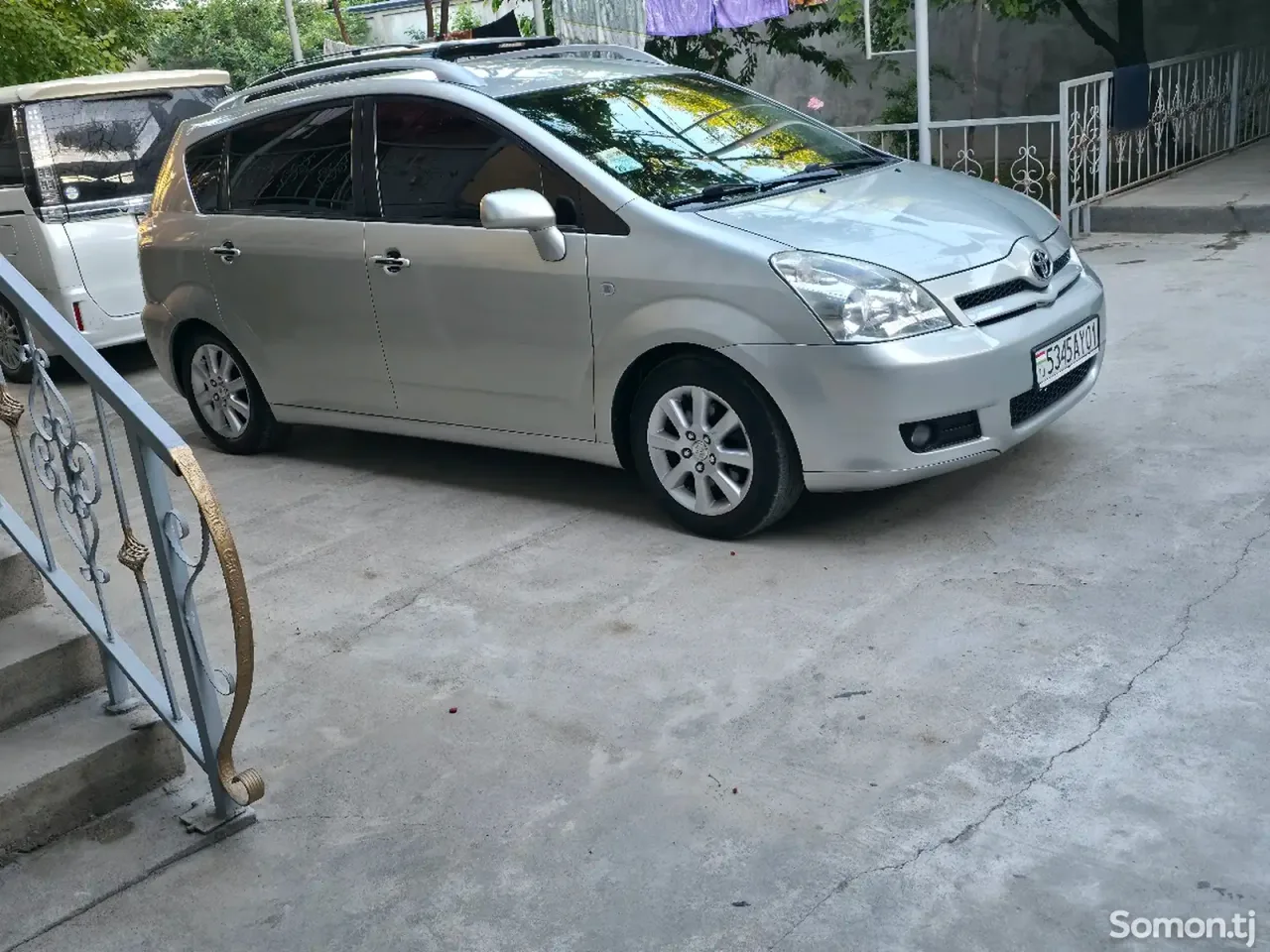 Toyota Verso 2006 · 1.8 MT