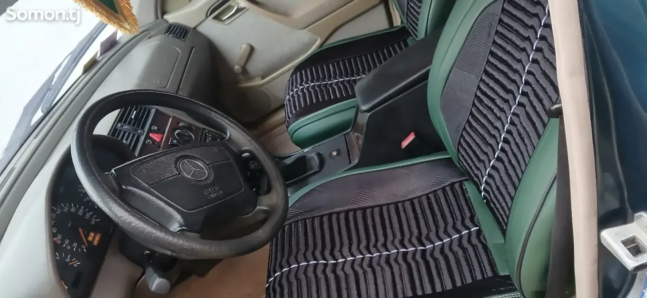 Mercedes-Benz C class 1996 · 1.8 MT