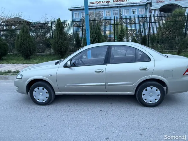 Nissan Sunny 2007 · 1.5 AT
