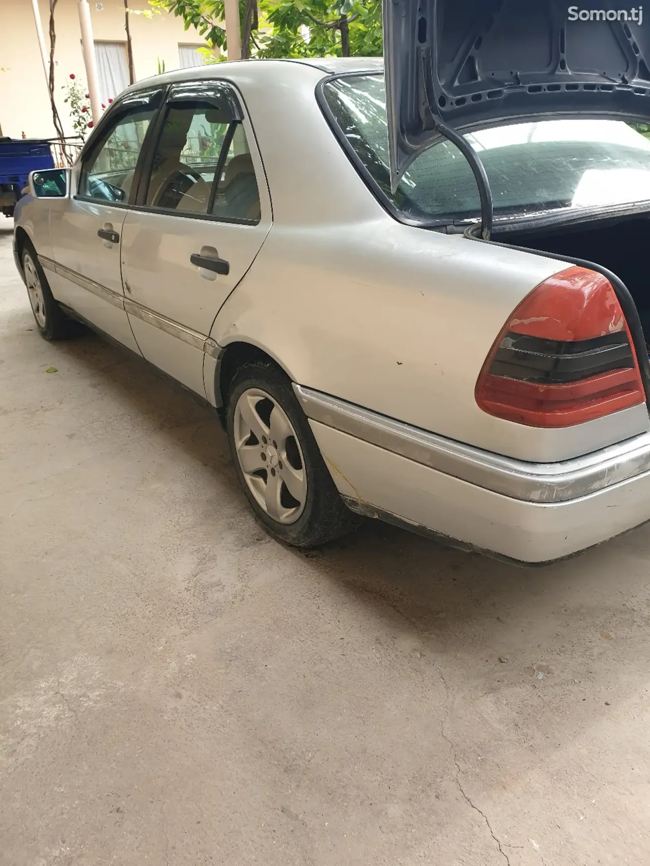 Mercedes-Benz C class 1994 · 1.8 MT