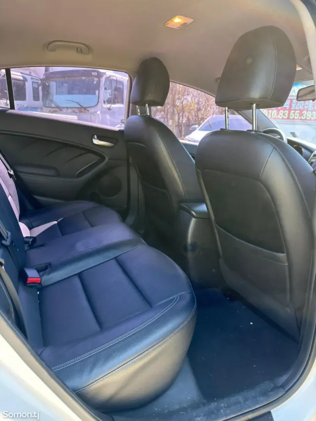 Kia K3 2014 · 1.6 AT