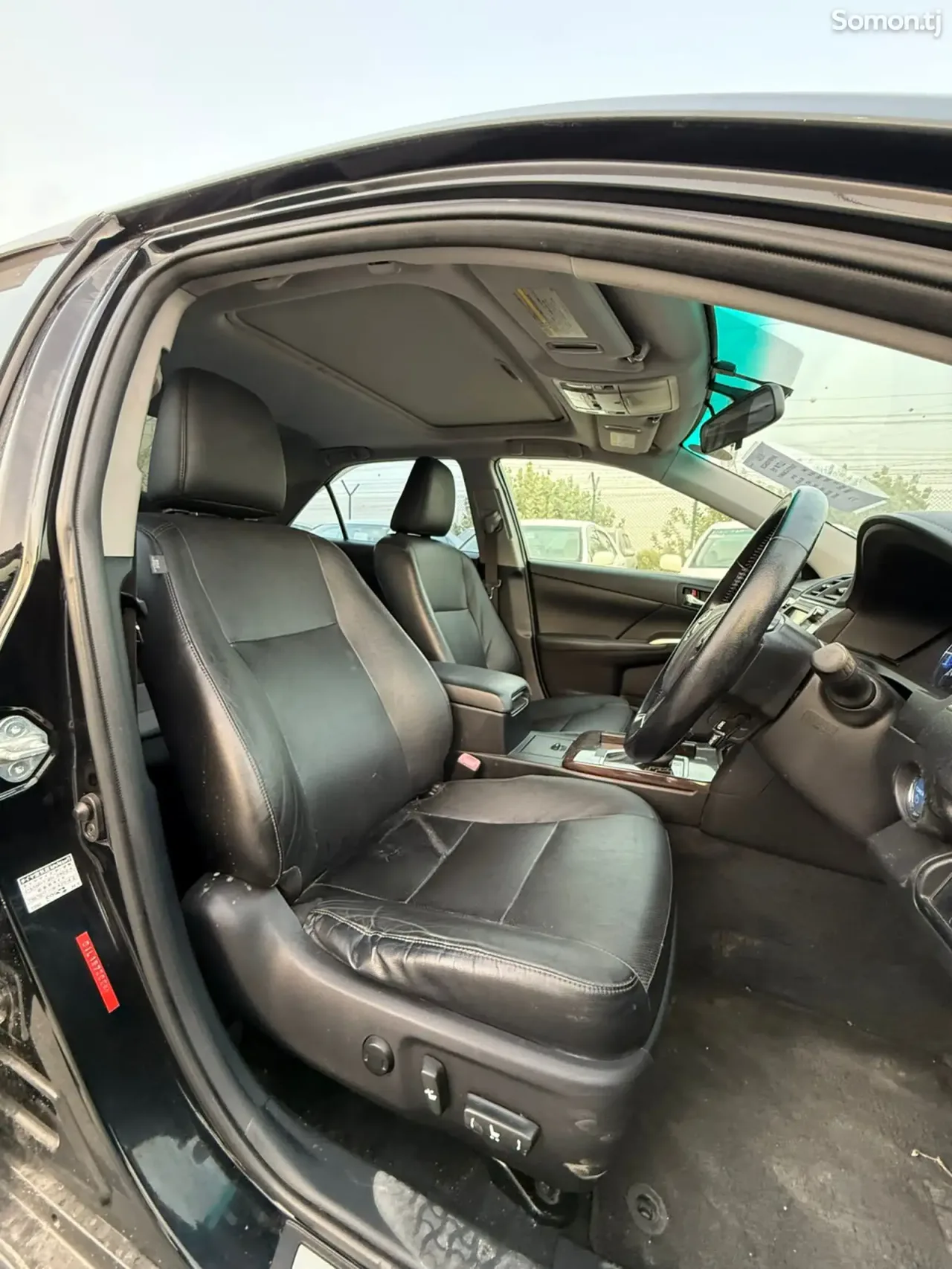 Toyota Camry 2016 · 2.5 AT