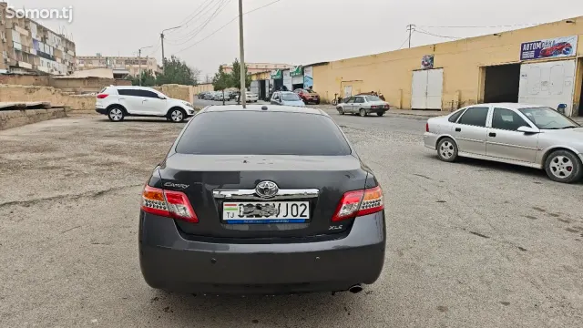 Toyota Camry 2010 · 2.5 AT