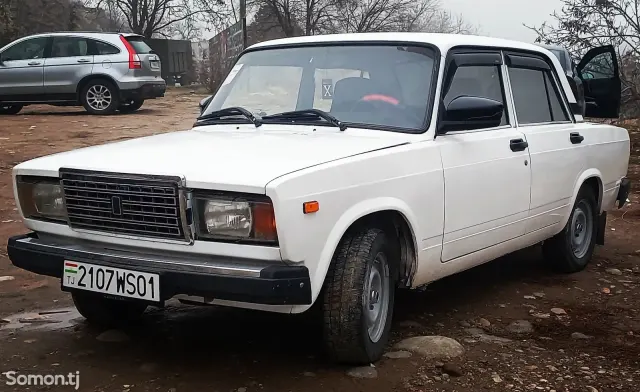 Lada (ВАЗ) 2107 2007 · 1.6 MT