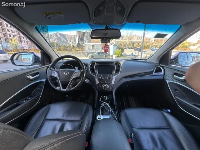Hyundai Santa Fe 2015 · 2.0 AT
