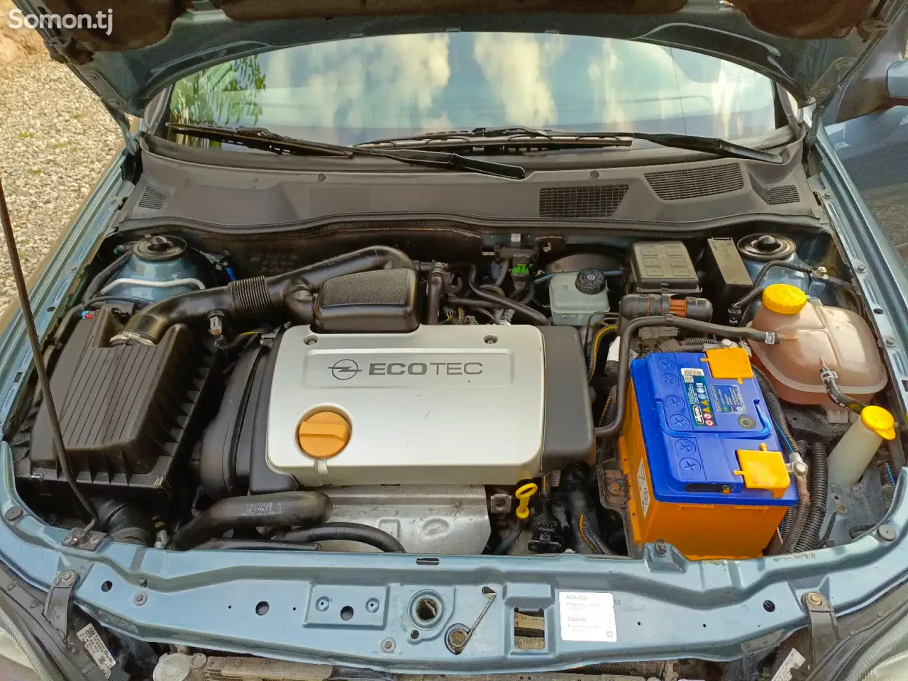 Opel Astra G 1999 · 1.6 MT