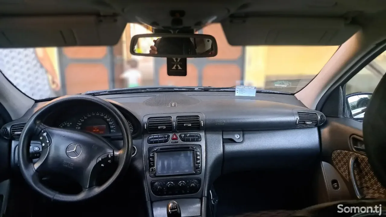 Mercedes-Benz C class 2000 · 2.0 MT