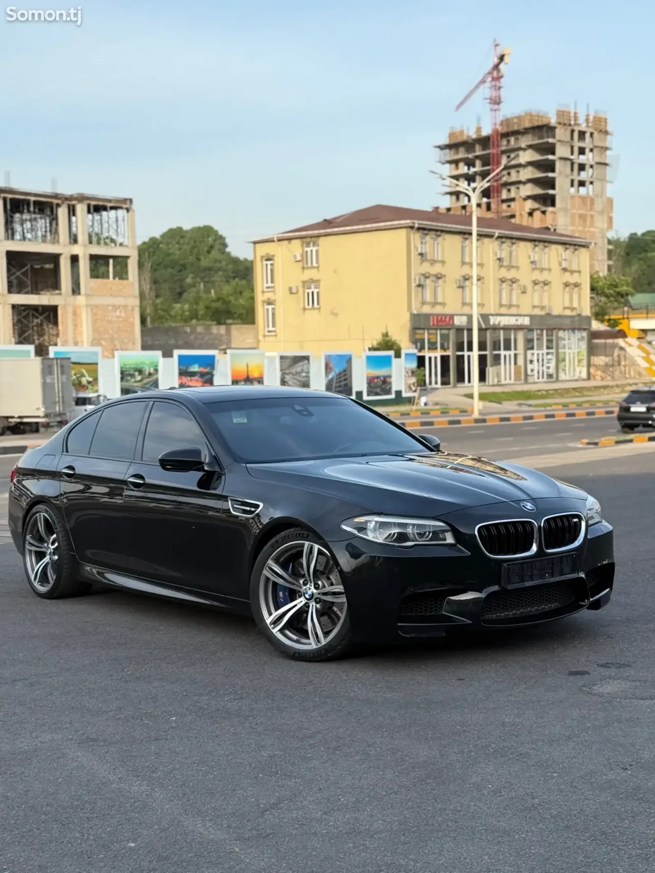 BMW M5 2015 · 4.4 AMT