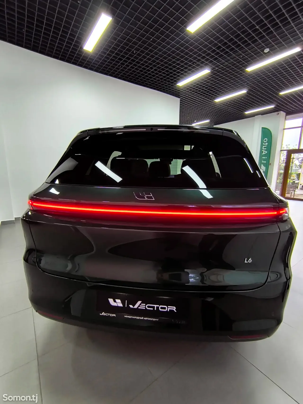 Li Auto (Lixiang) L6 2025 · 1.5 AT
