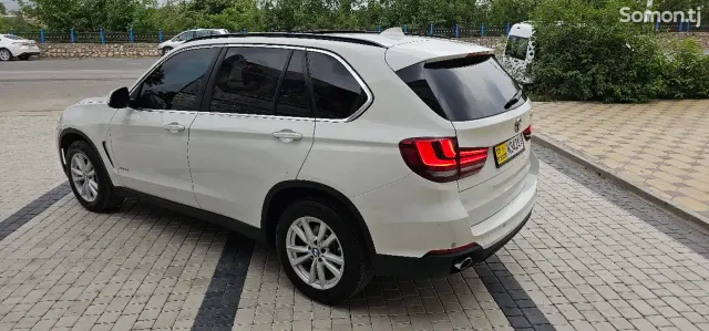 BMW X5 2014 · 3.5 AT