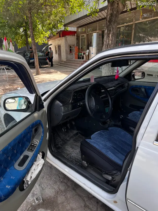 Daewoo Nexia 1999 · 1.6 MT