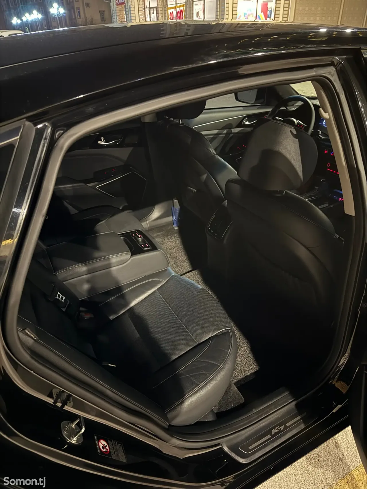 Kia K7 2016 · 2.4 AT