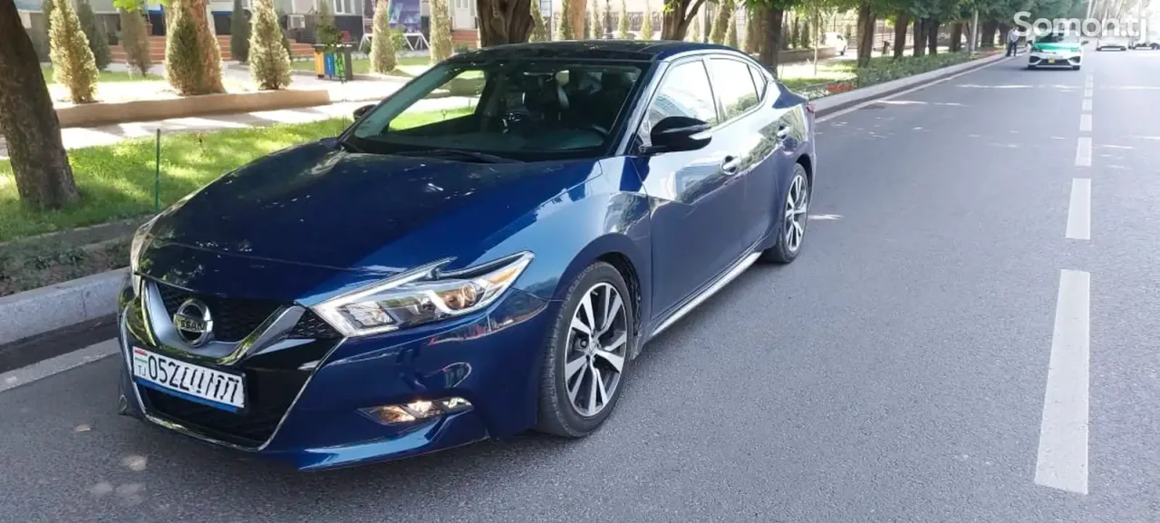 Nissan Maxima 2016 · 3.5 AT