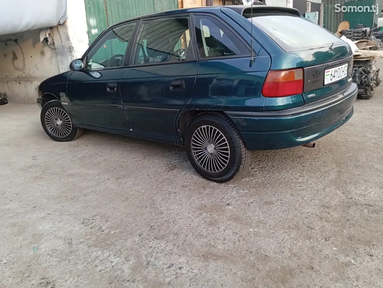 Opel Astra F 1997 · 1.6 MT