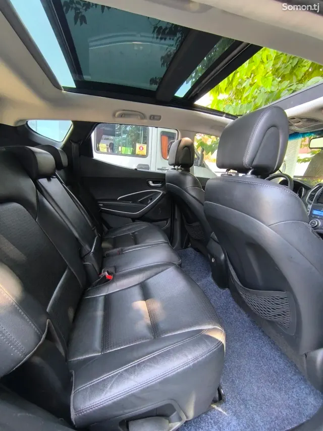Hyundai Santa Fe 2014 · 2.4 AT
