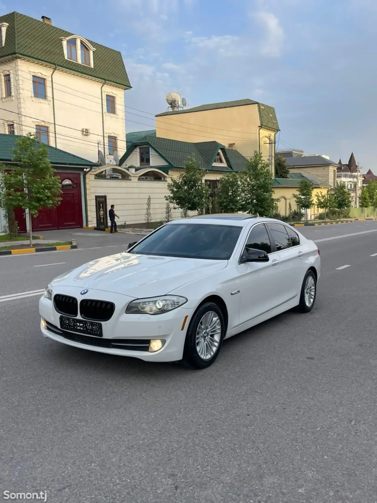 BMW 5 series 2014 · 2.0 AT