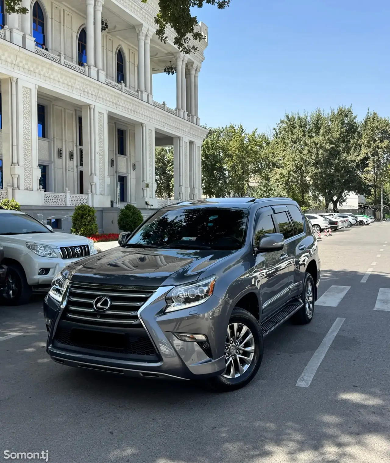 Lexus GX series 2015 · 4.6 AT