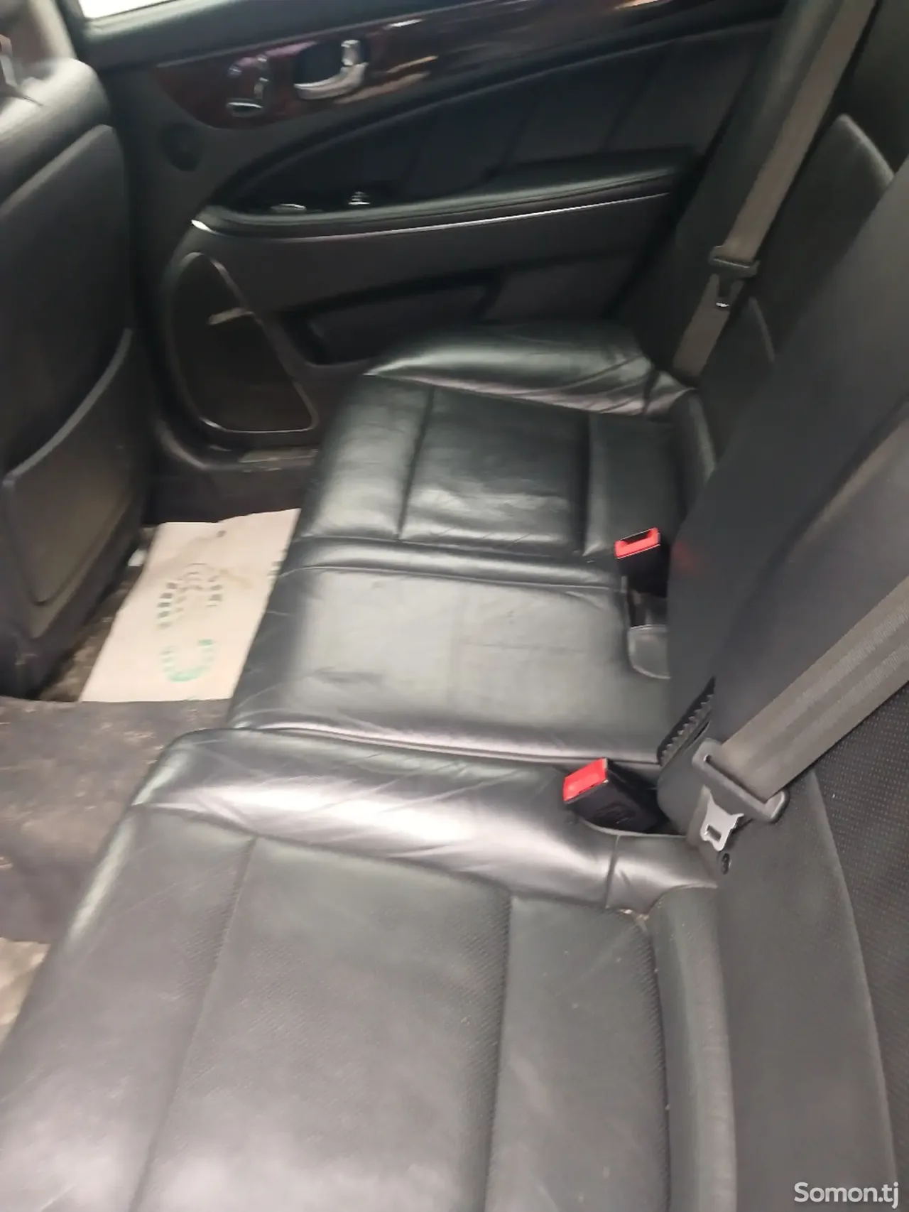 Hyundai Equus 2013 · 3.8 AT