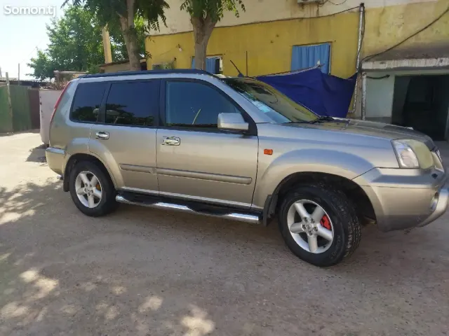 Nissan X-Trail 2004 · 2.5 AT