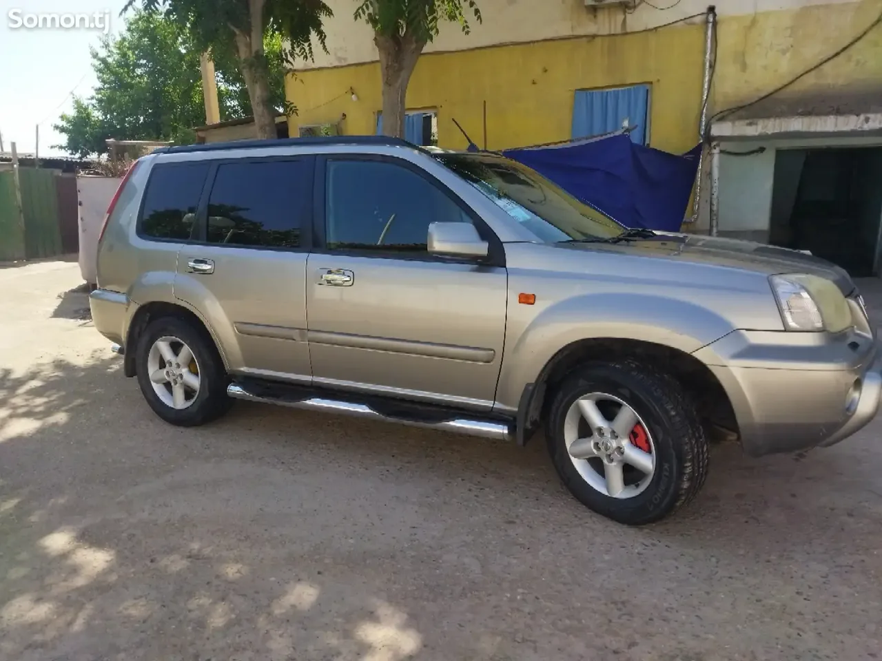 Nissan X-Trail 2004 · 2.5 AT