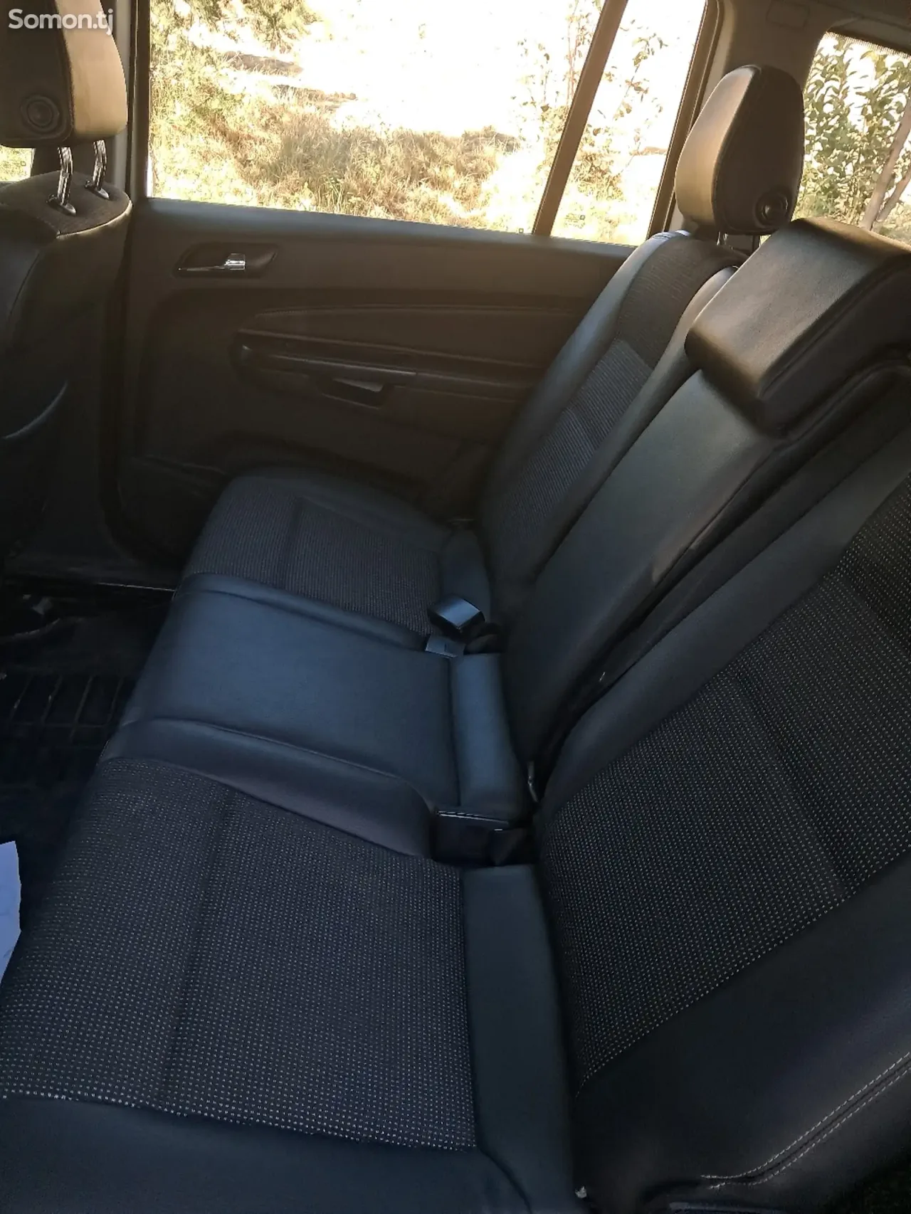 Opel Zafira 2006 · 1.8 MT