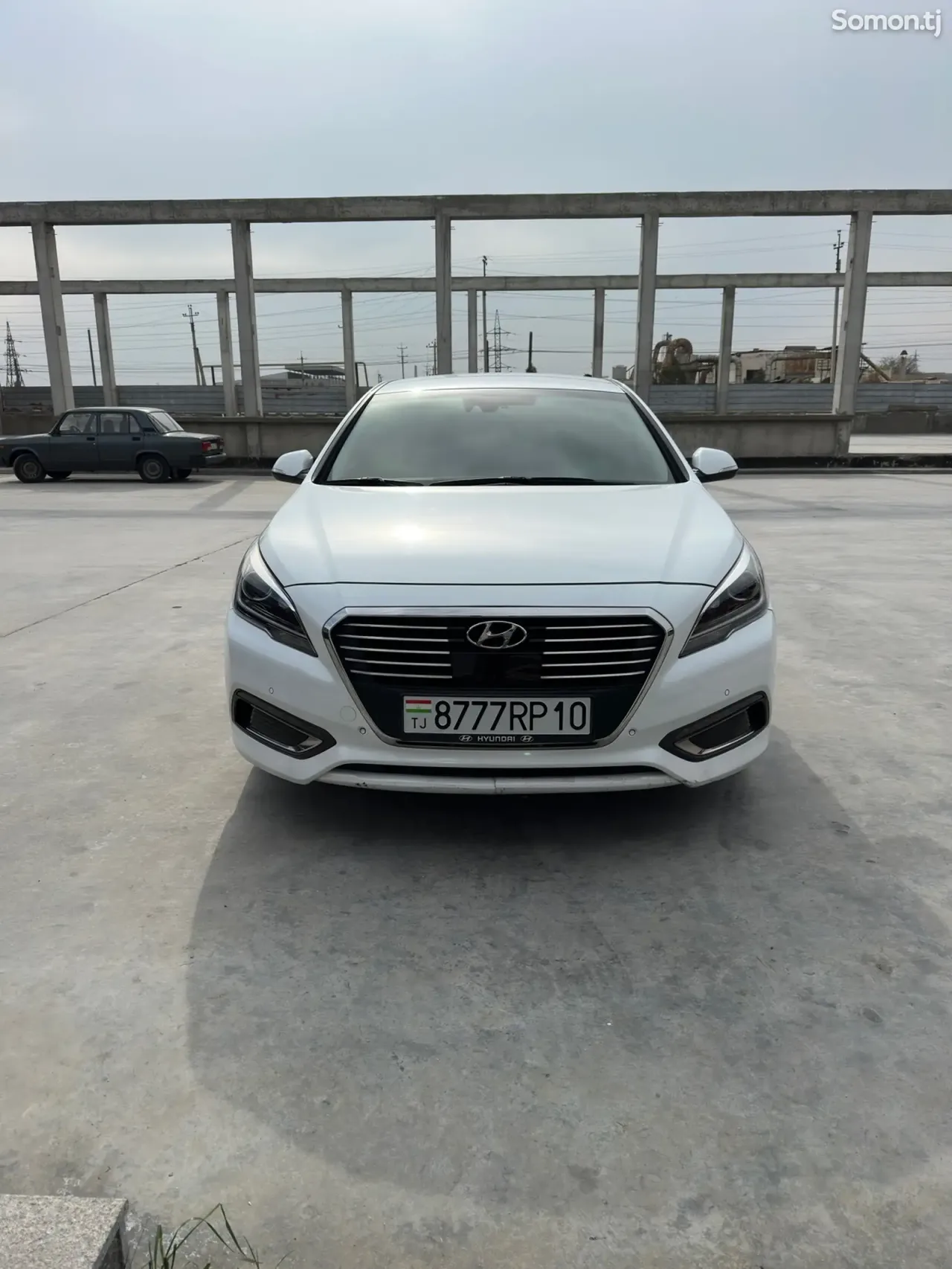 Hyundai Sonata 2015 · 2.0 AT