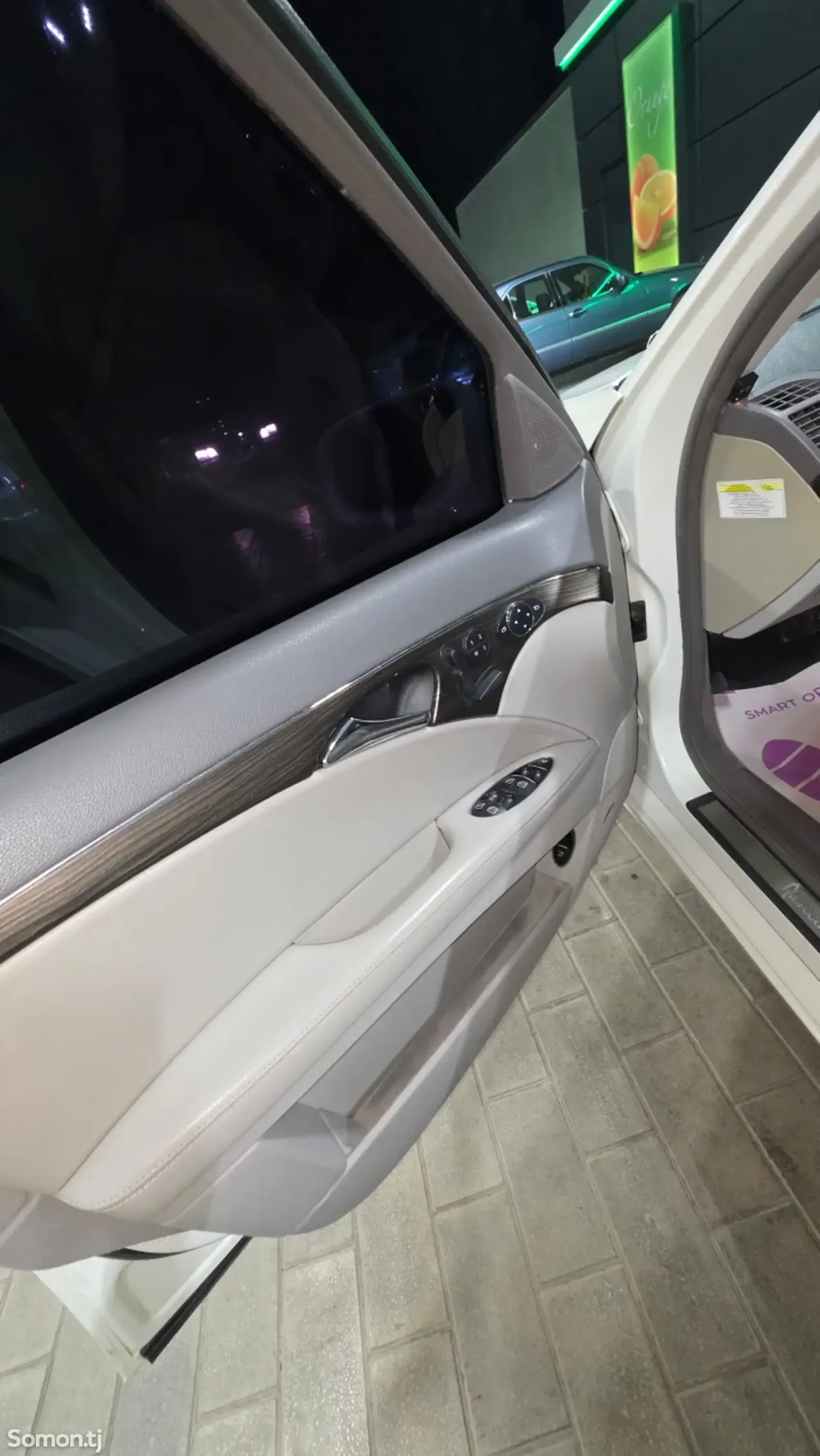 Mercedes-Benz E class 2007 · 3.5 AT