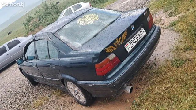 BMW 3 series 1996 · MT