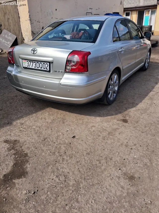 Toyota Avensis 2008 · 2.0 MT