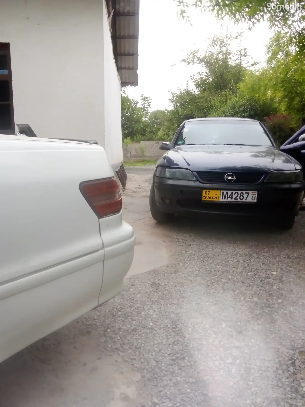 Opel Vectra B 1995 · 1.6 MT
