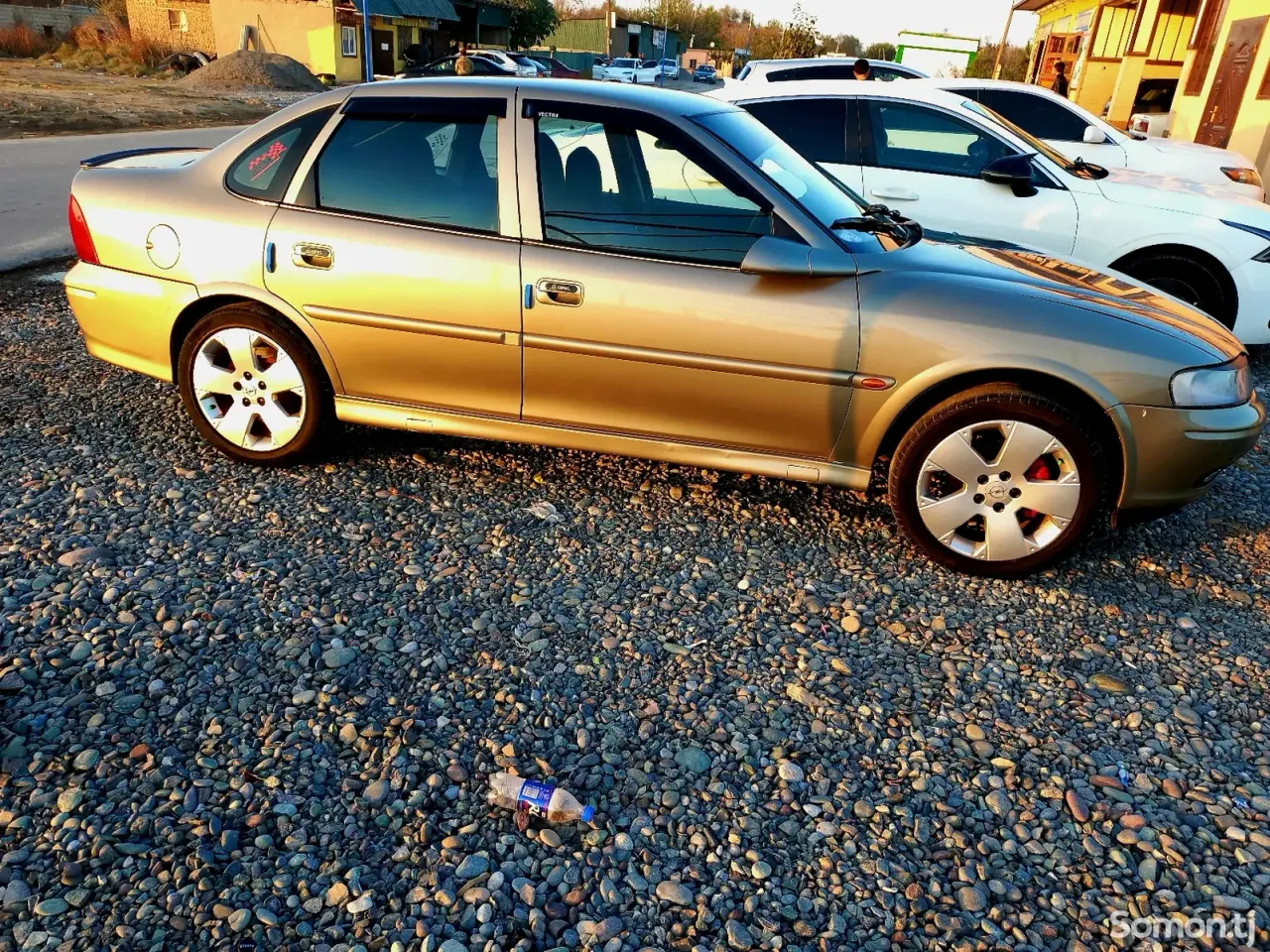 Opel Vectra B 1999 · 1.6 MT