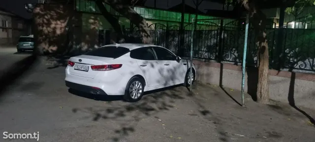 Kia Optima 2018 · 2.4 AT
