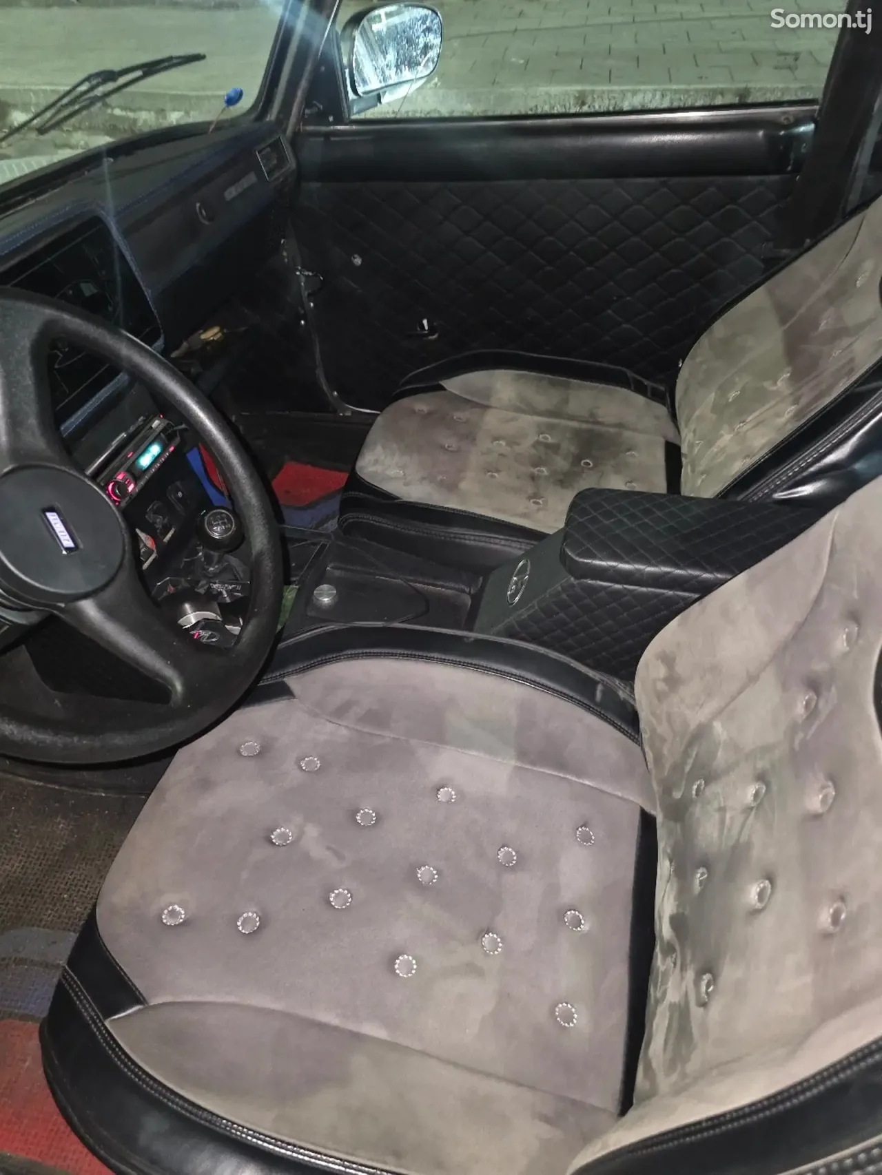 Lada (ВАЗ) 2107 2005 · 1.7 MT