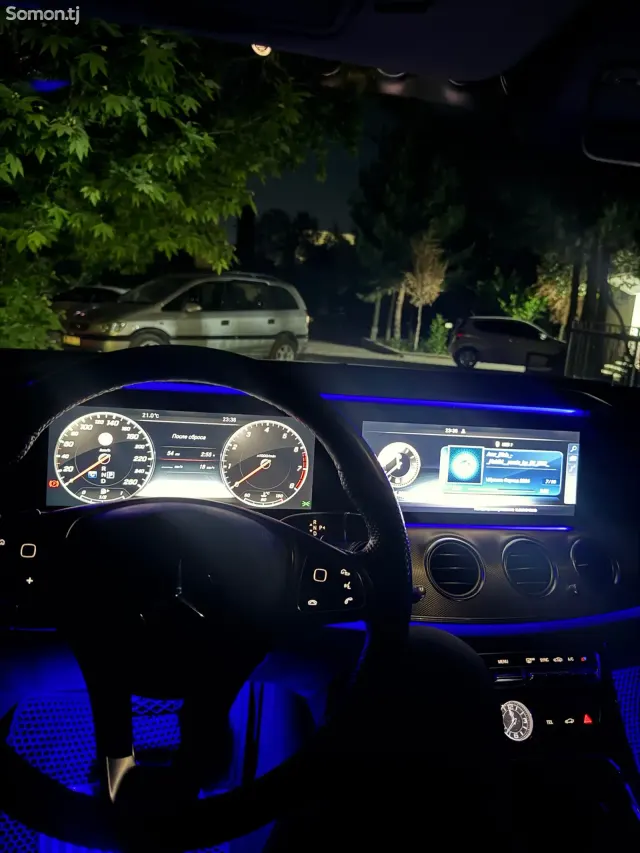 Mercedes-Benz E class 2017 · 3.0 AT