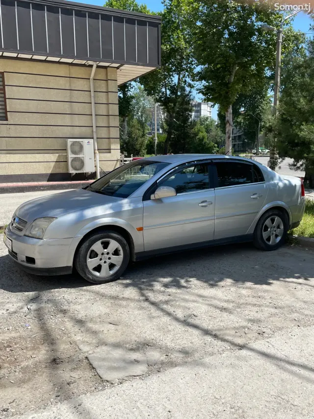 Opel Vectra C 2002 · 2.2 MT