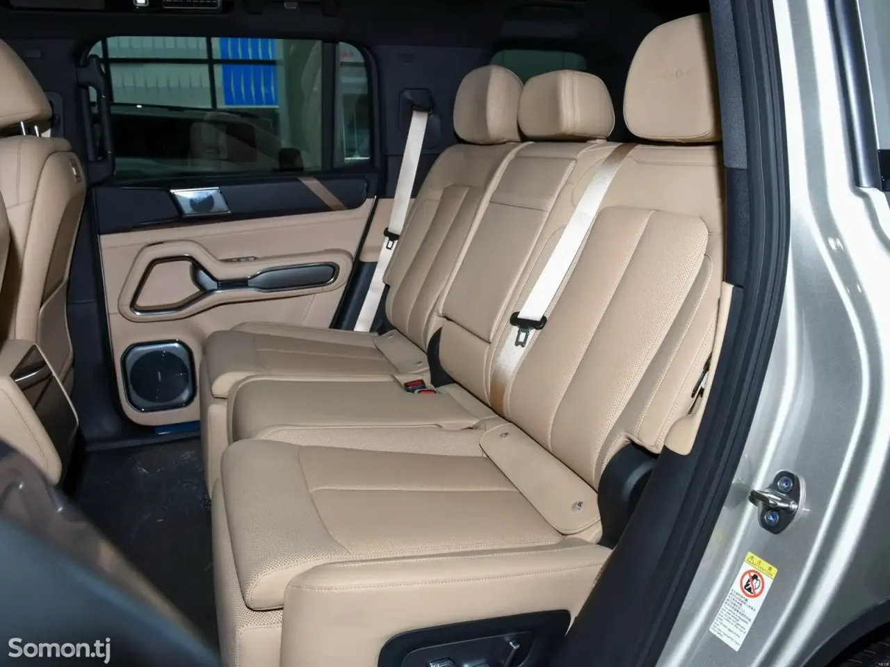 BYD Leopard 8 2025 · 2.0 AT