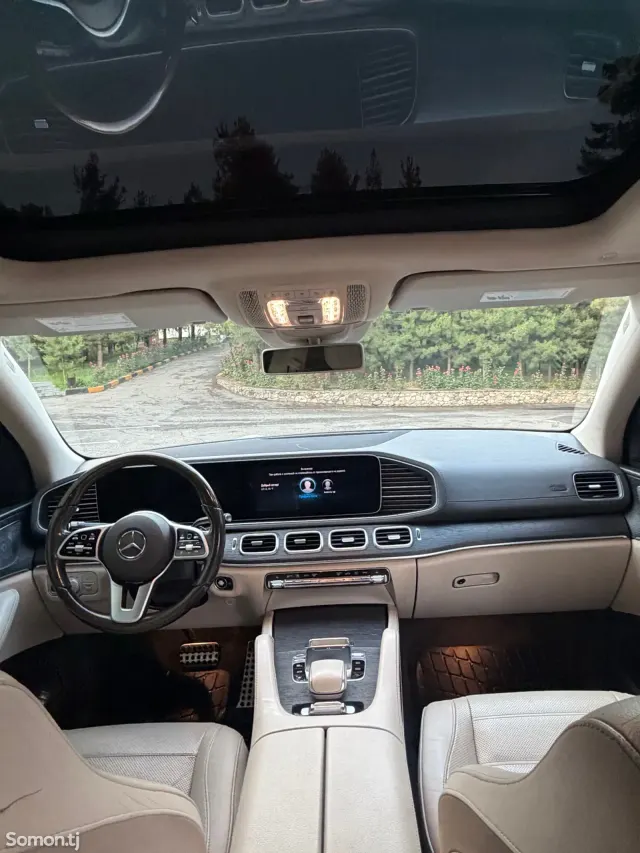 Mercedes-Benz GLS 2020 · 5.8 AT