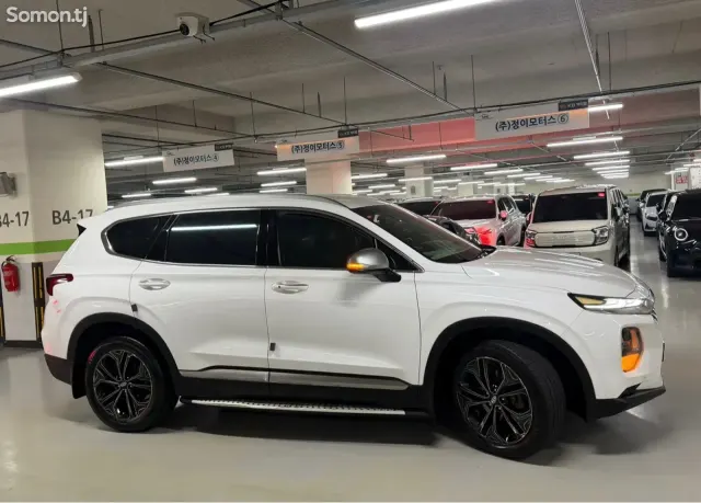 Hyundai Santa Fe 2018 · 2.2 AT