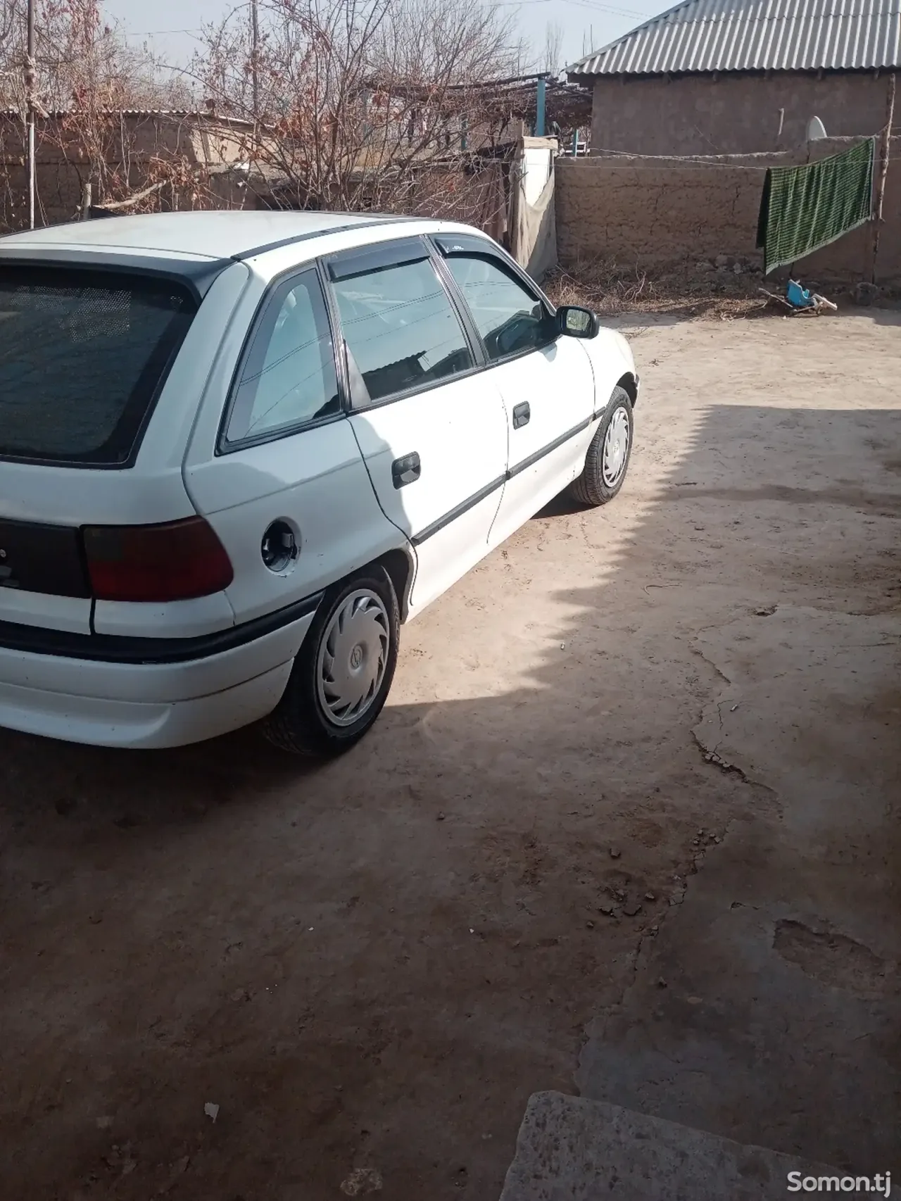 Opel Astra F 1997 · 1.6 MT