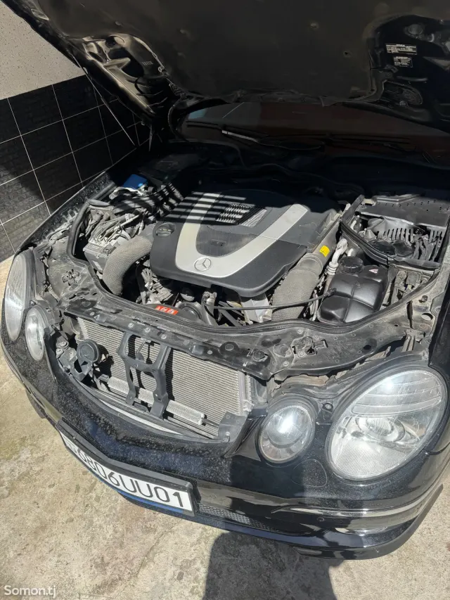 Mercedes-Benz E class 2008 · 3.5 AT