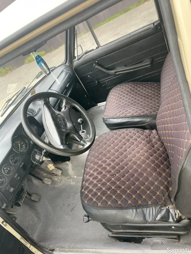 Lada (ВАЗ) 2106 1995 · 1.3 MT