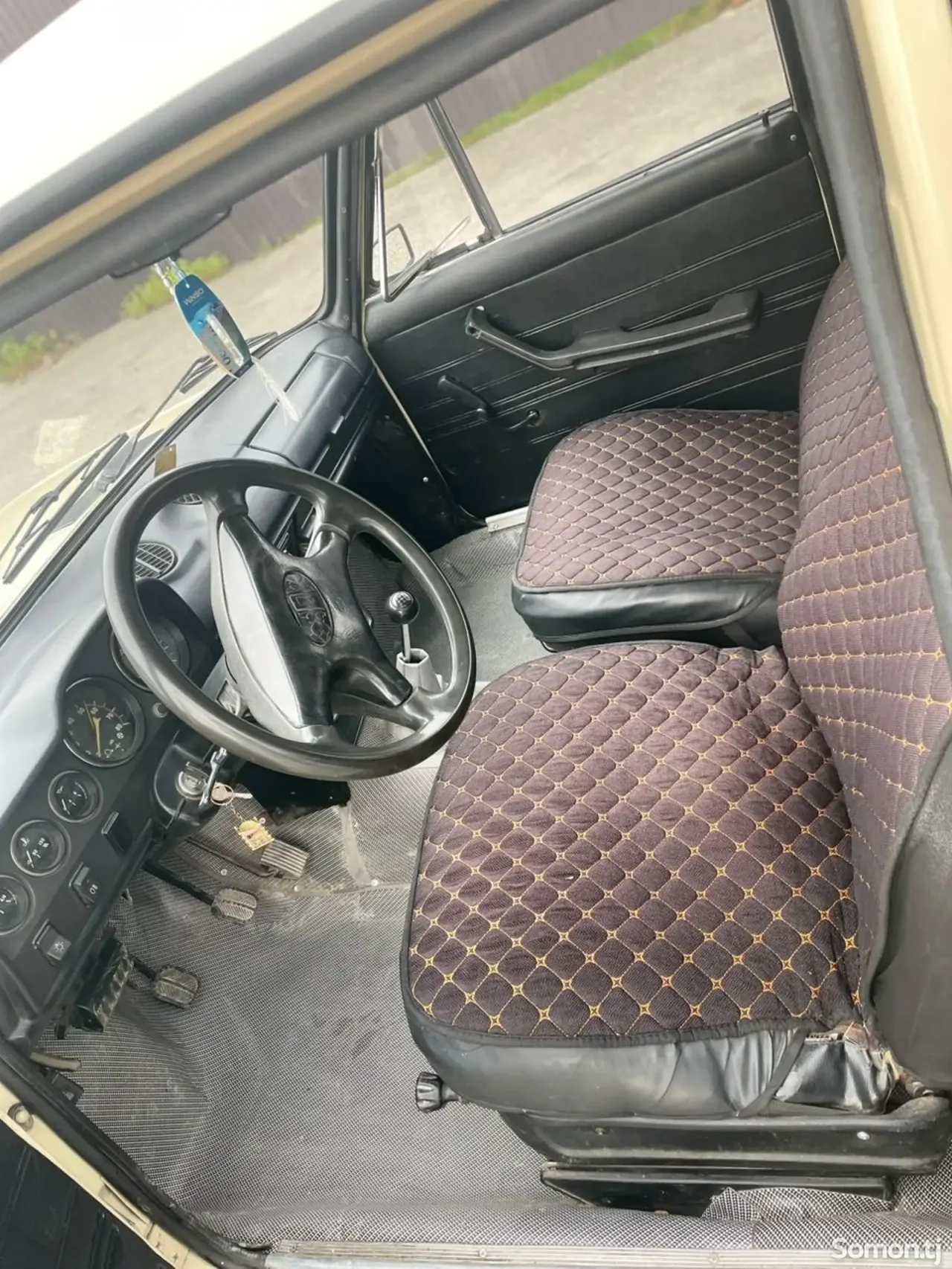 Lada (ВАЗ) 2106 1995 · 1.3 MT