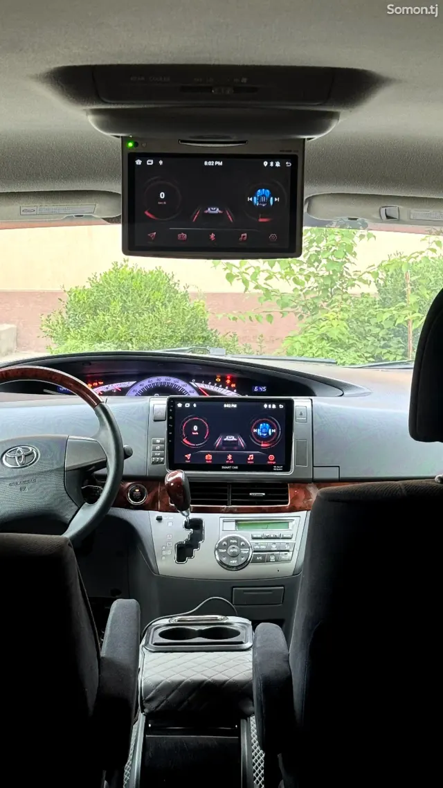 Toyota Estima 2010 · 2.4 AT