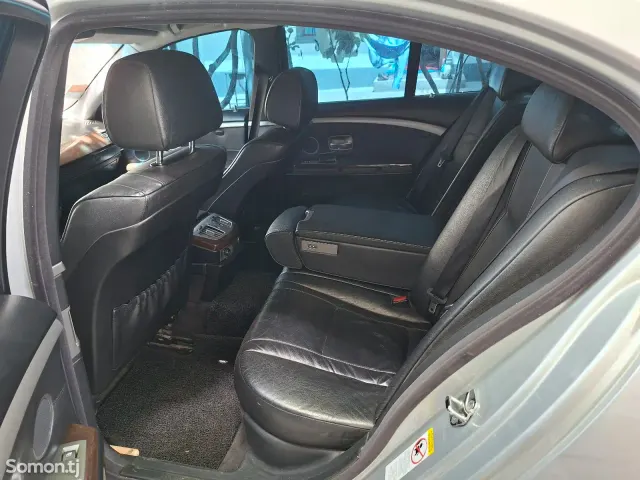 BMW 7 series 2006 · 3.0 AT