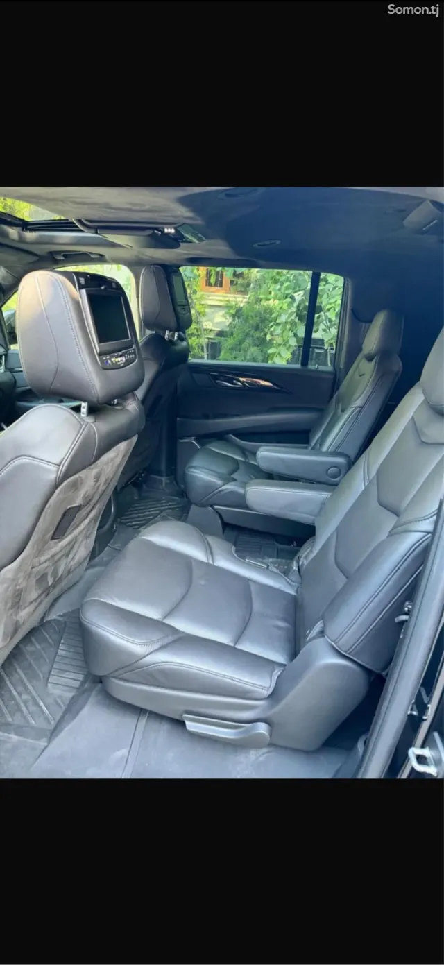 Cadillac Другая модель 2018 · 6.2 AT