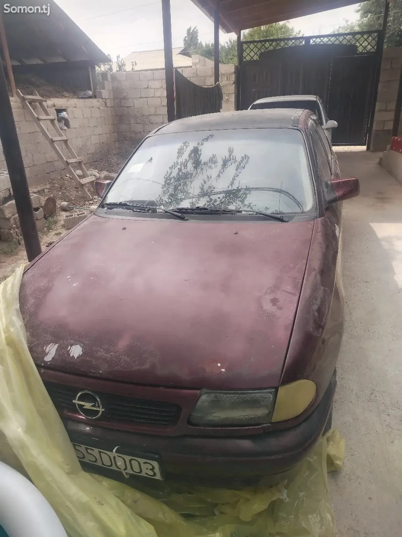 Opel Astra F 1993 · 1.6 MT
