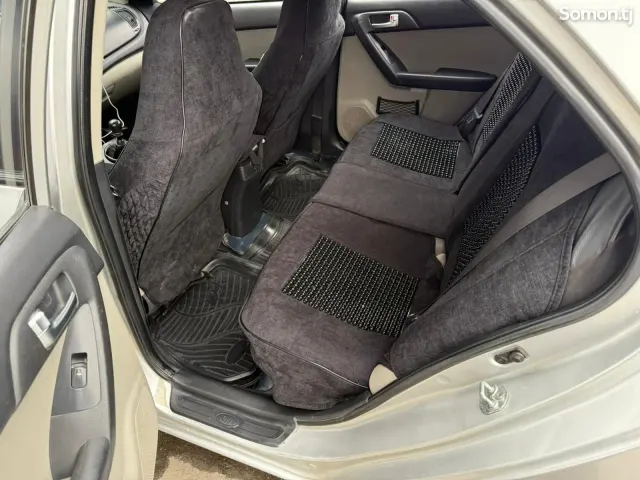 Kia Cerato 2009 · 1.6 MT